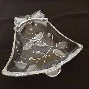 Mikasa "Season's Holly" Bell-Shaped Candy …